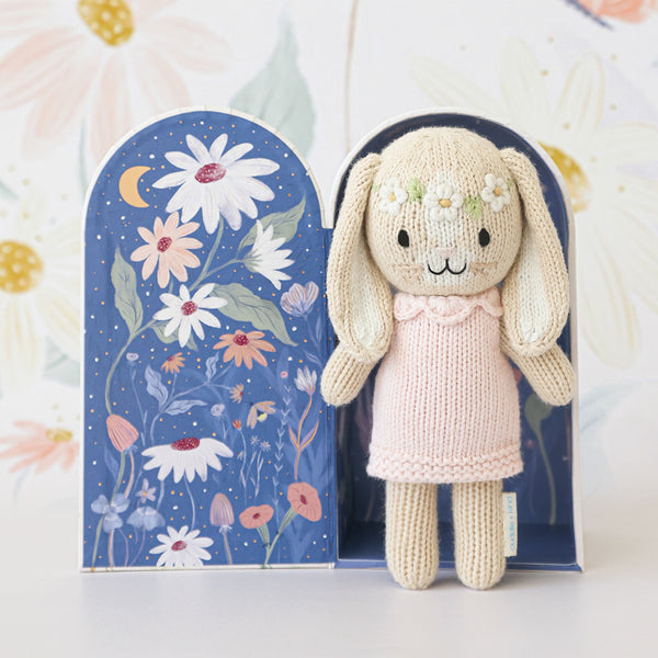 tiny hannah the bunny | blush