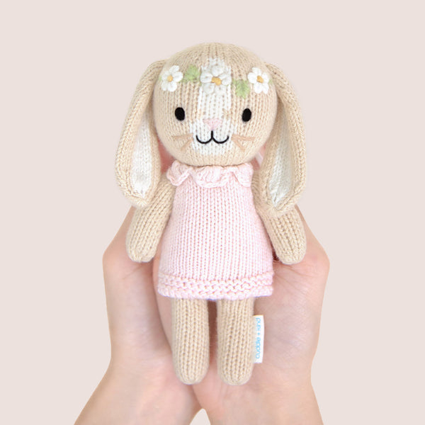 tiny hannah the bunny | blush