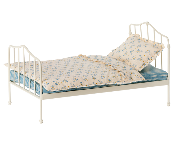 miniature | vintage bed - blue