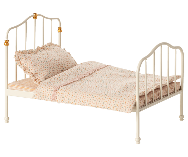 vintage bed | mouse - off white