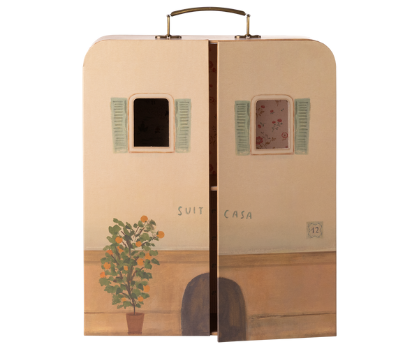 little sister and brother mouse | suitcasa