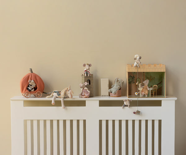 mouse | pumpkin carriage (local only)