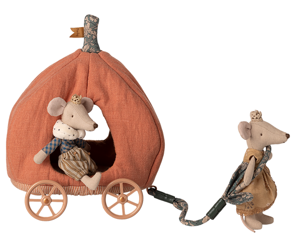 mouse | pumpkin carriage (local only)