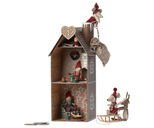 mouse | gingerbread house (new!)