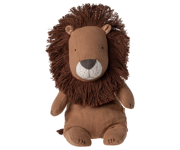 safari friends | medium - lion