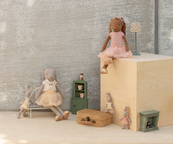 rabbit - size 1 | classic - ballet suit + cream skirt