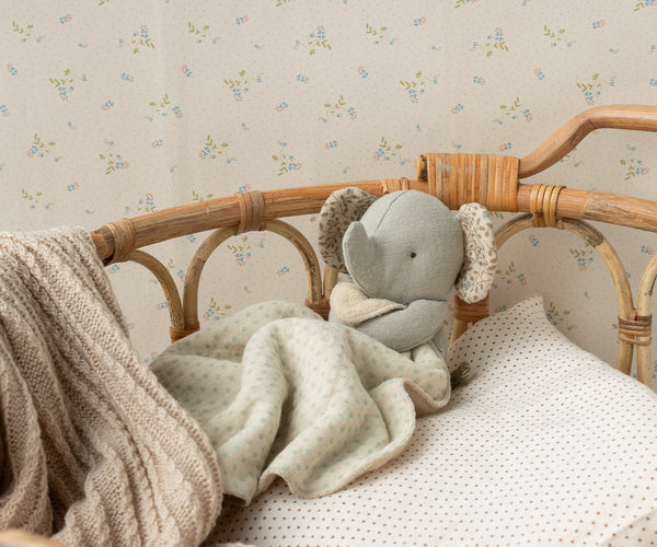 lullaby friends | mini elephant - iron grey