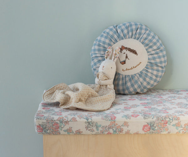 lullaby friends | mini bunny - nature