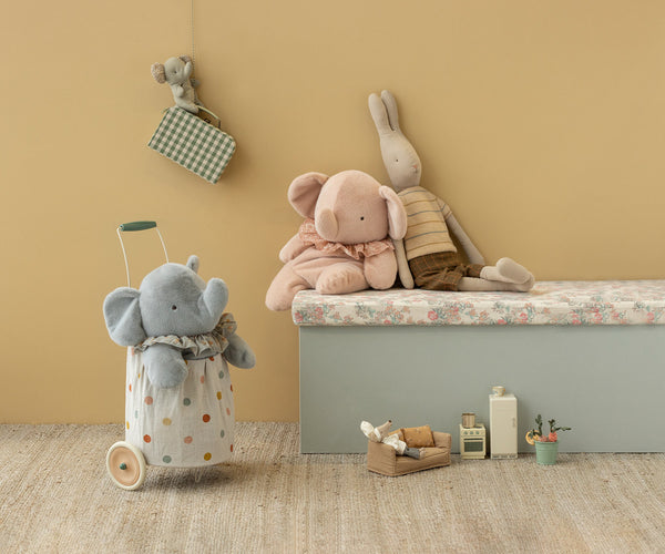 plush elephant | big - powder