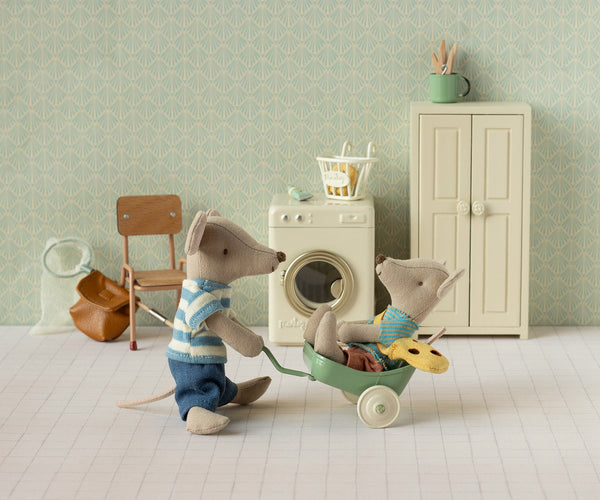 little brother mouse with bag