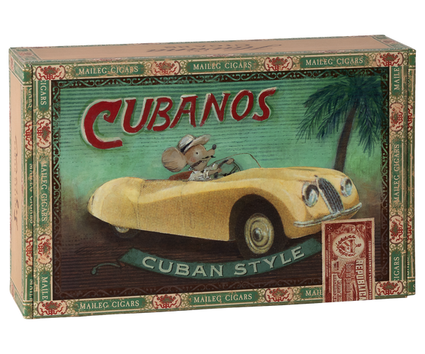 grandma and grandpa mice in cigarbox (new!)