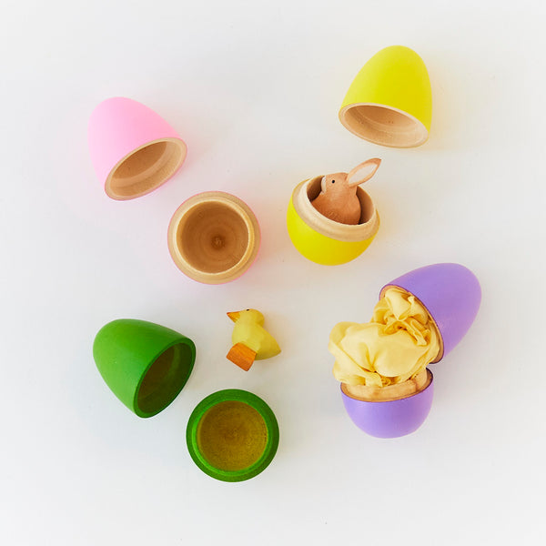 wooden eggs | pastel
