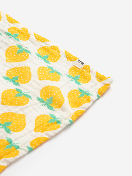 muslin cloth | strawberry all over
