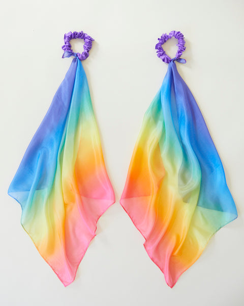 wrist streamers | rainbow