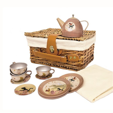 musicians of bremen tin tea set in a wicker case