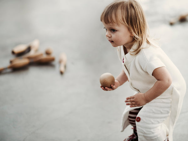 wooden bowling set | natural - 10 pieces