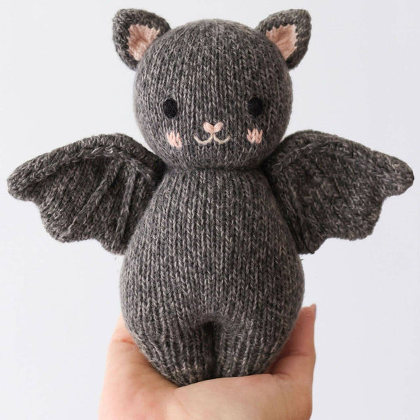 baby bat | charcoal