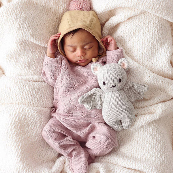 baby bat | grey