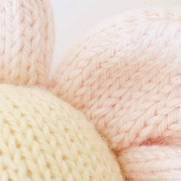 baby daisy - blush pink