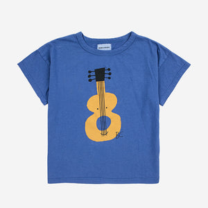 t-shirt | acoustic guitar