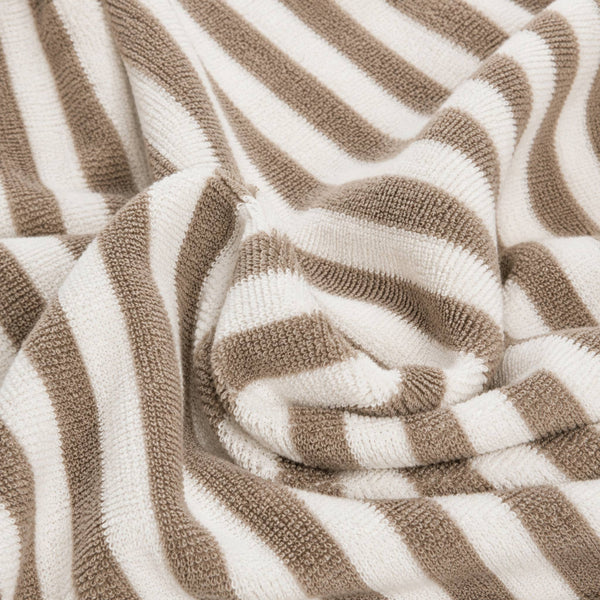 hooded towel | birch