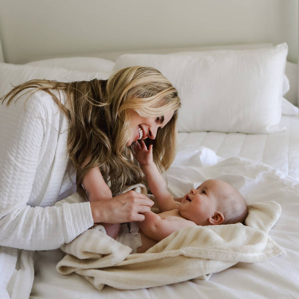 hooded towel | natural