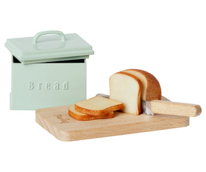 miniature | bread box with cutting board and knife