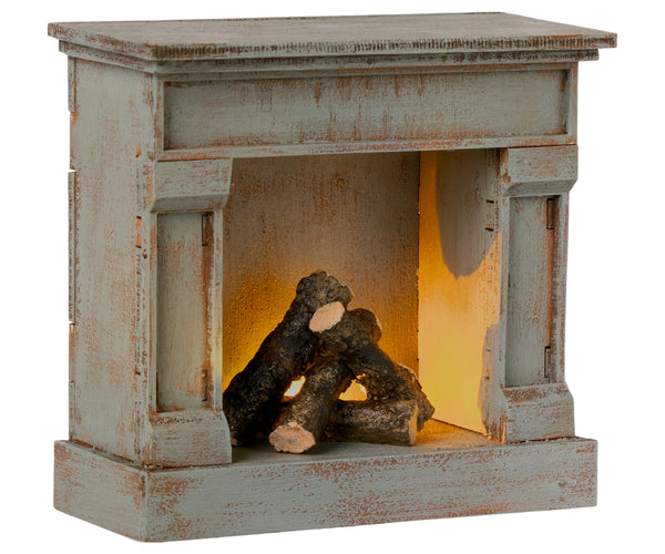 miniature | fireplace - vintage blue