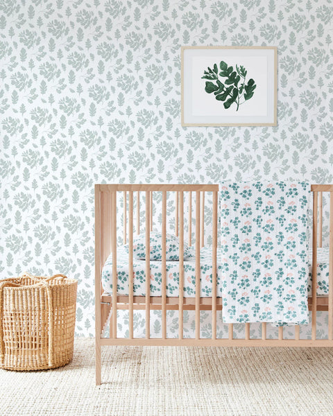 crib sheet | geranium - spruce