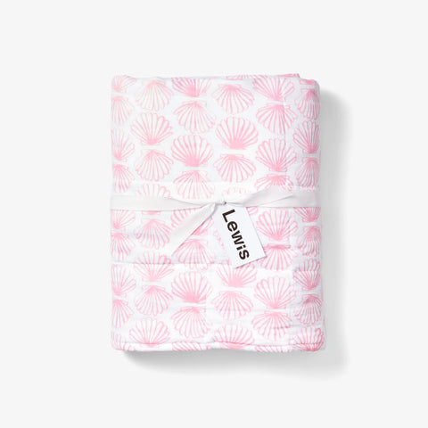 quilted baby blanket | scallop - lilac